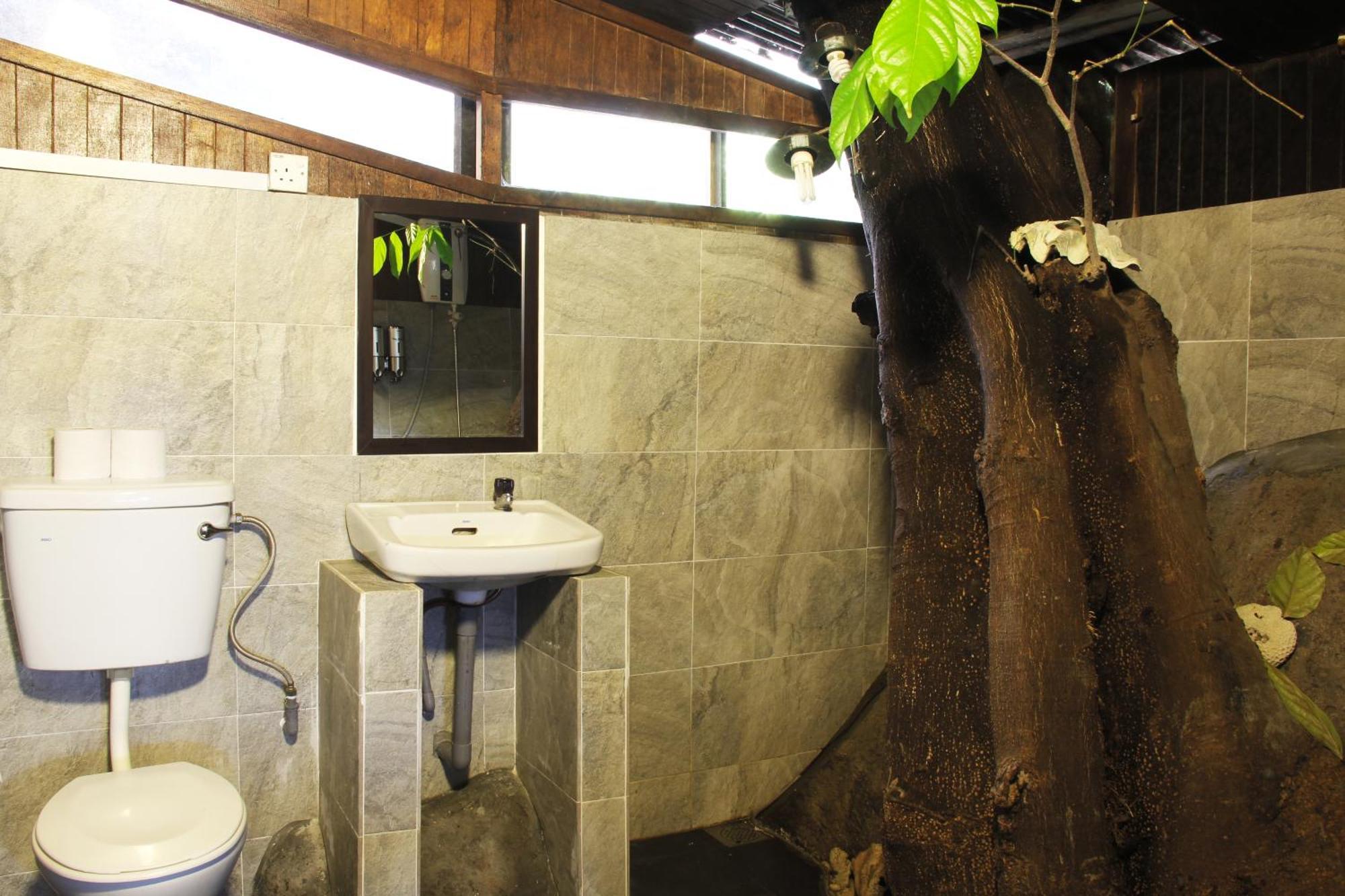 Melina Beach Resort Kampung Genting Ruang foto