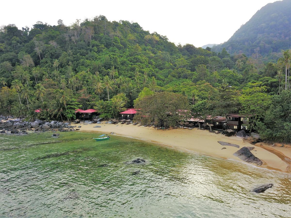 Melina Beach Resort Kampung Genting Bagian luar foto